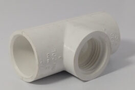 TEE PRESION PVC 1/2 CON 1 ROSCA